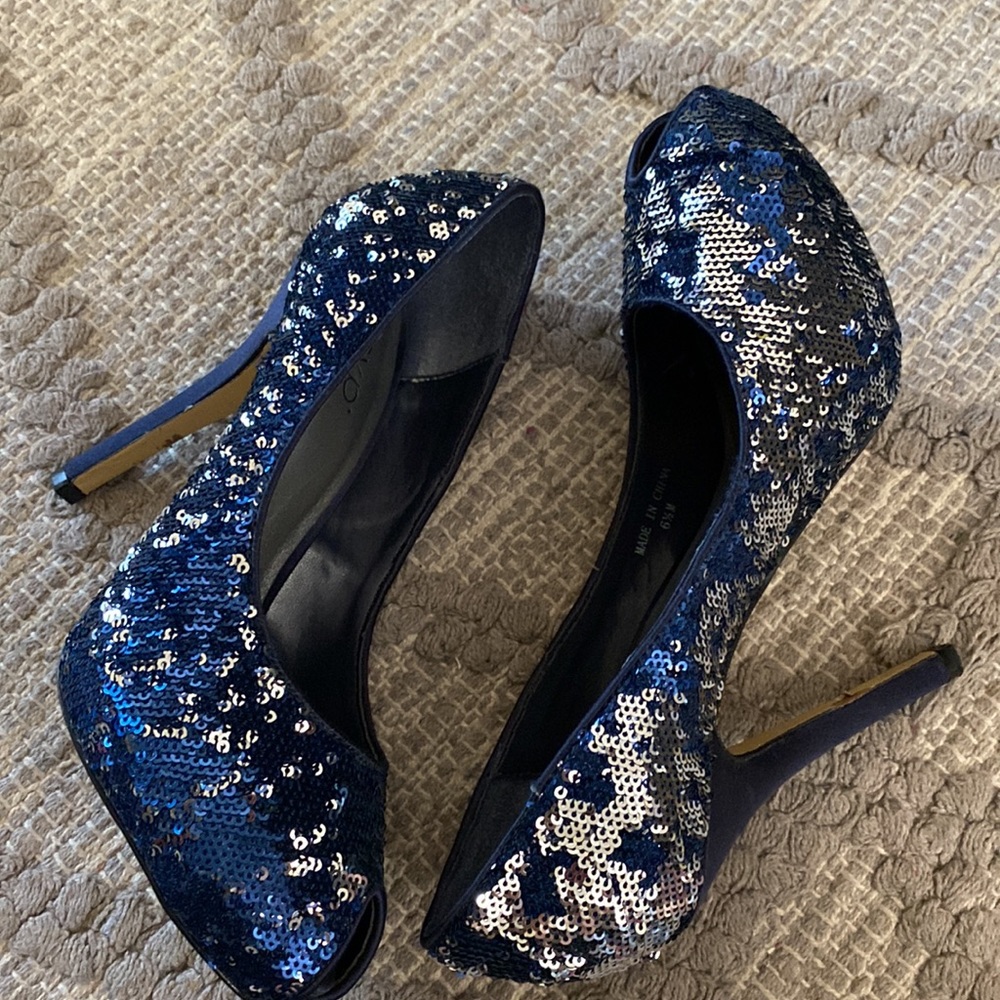 RSVP Blue/silver sequins shoes size 6.5